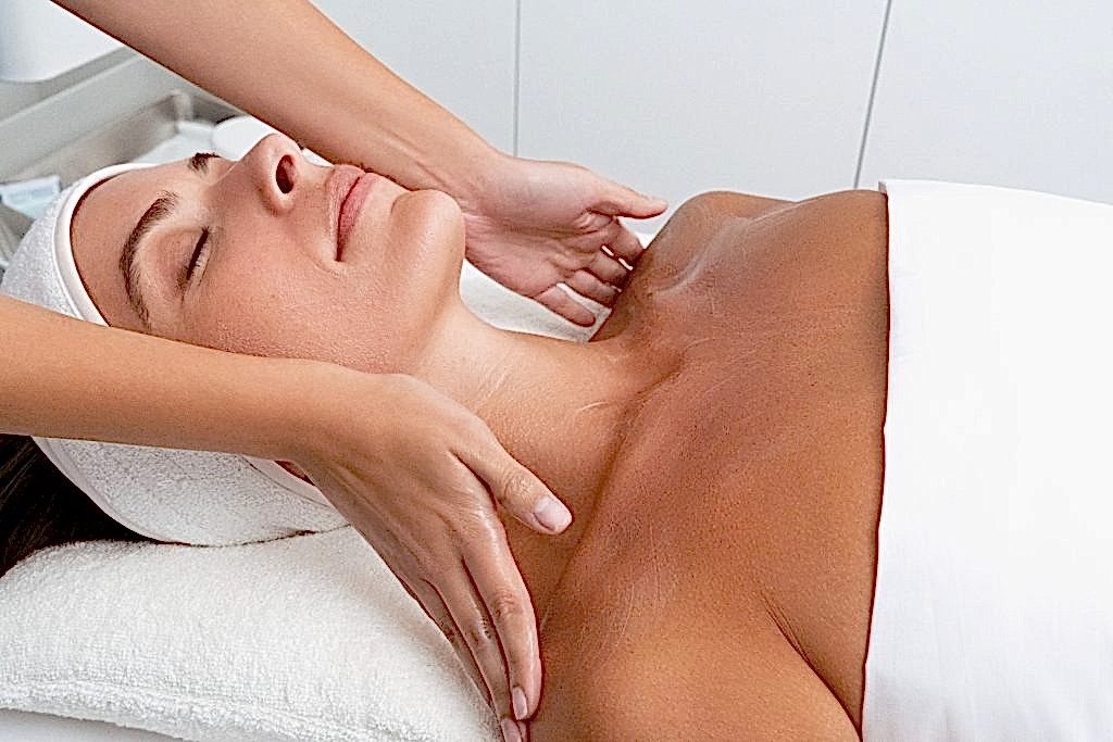 Head, Neck & Shoulder Massage
